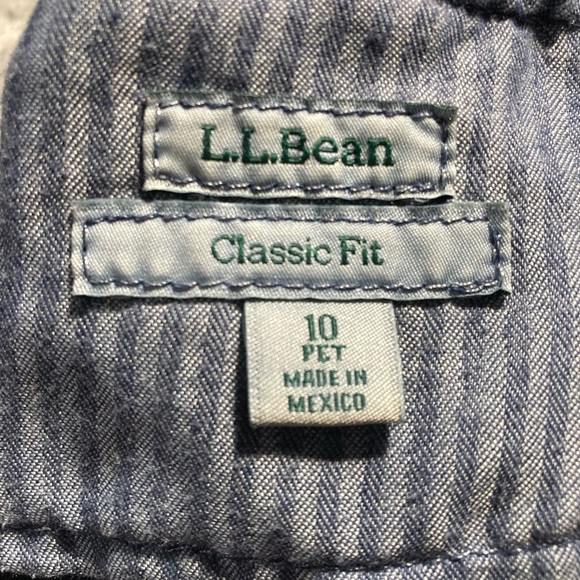 LL Bean dark wash jeans (photos don’t show hard like-new dark) 10 Petite - Picture 11 of 11